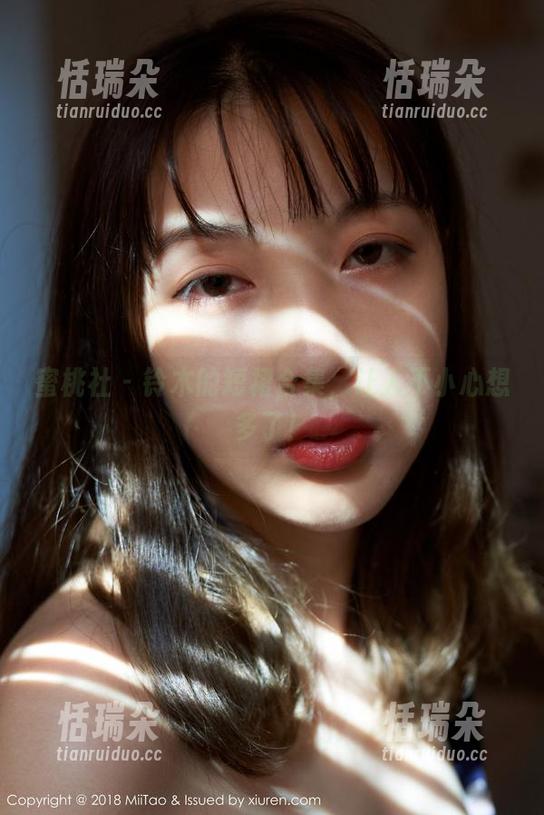蜜桃社-铃木 蜜桃社 - 铃木的短裙合集,让人不小心想多了!