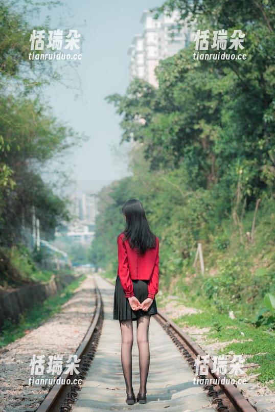 西呱呀呀呀 来吧,网盘和西呱呀呀呀的双人百合,互相成就的绝佳组合!