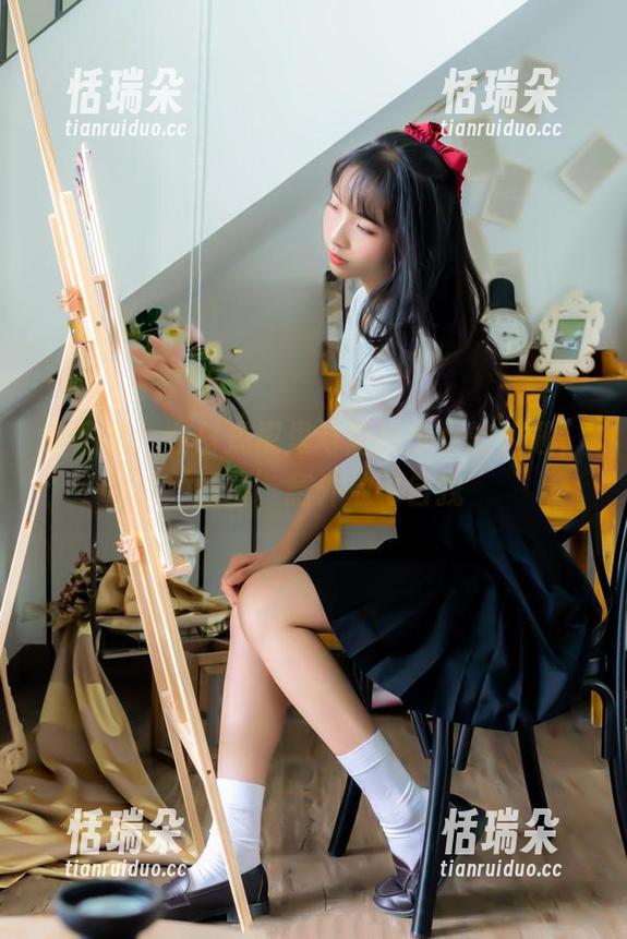 作品集：在日式屋里与西瓜少女的相遇，‘原图’意外放飞自我