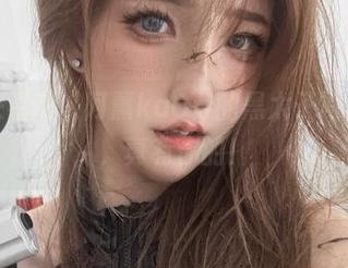 一起来看吧，阿薰kaOri的黑太子写真合集，真有你的！