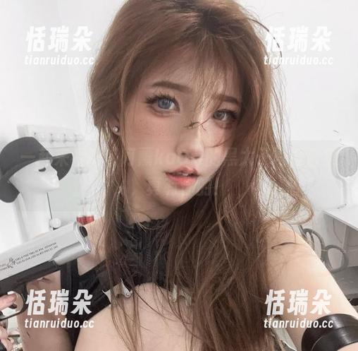 阿薰kaOri 一起来看吧,阿薰kaOri的黑太子写真合集,真有你的!
