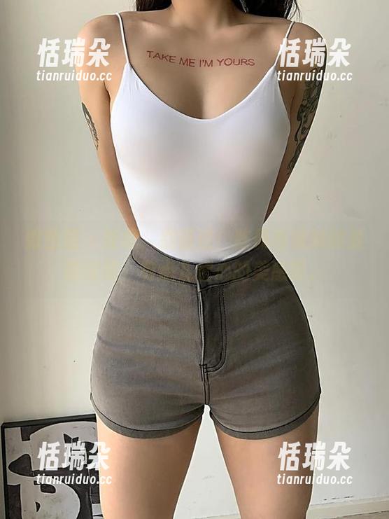 陈佩奇 微密圈 - 哇哦,别错过!陈佩奇妹妹的最新图册,有点儿虐心的美感呢。