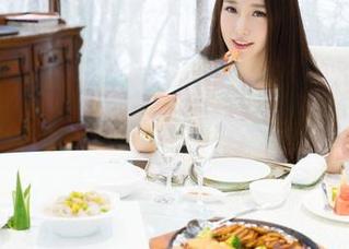 魅妍社 – 琳琳ailin的万圣节：这风格能让魔鬼都抓狂！（作品）