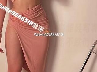 微密圈 – 鹿瑶亲密接触高跟鞋写真，我却想知道她怎能走路不跌倒！